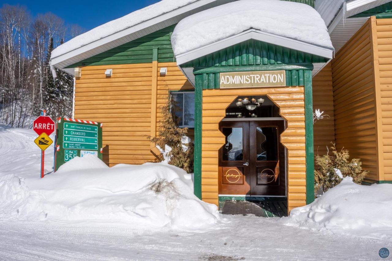 Auberge Éva Lac-Bouchette Extérieur photo