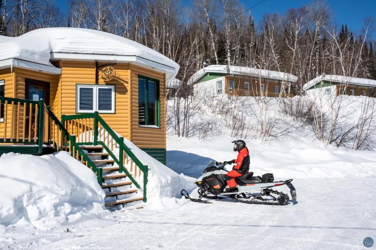 Auberge Éva Lac-Bouchette Extérieur photo