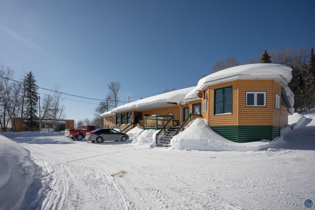 Auberge Éva Lac-Bouchette Extérieur photo