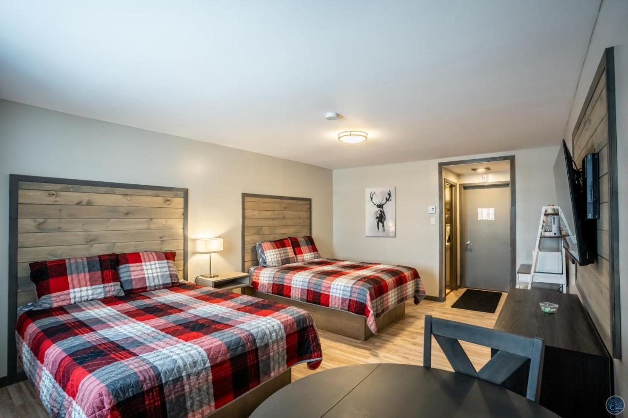 Auberge Éva Lac-Bouchette Extérieur photo