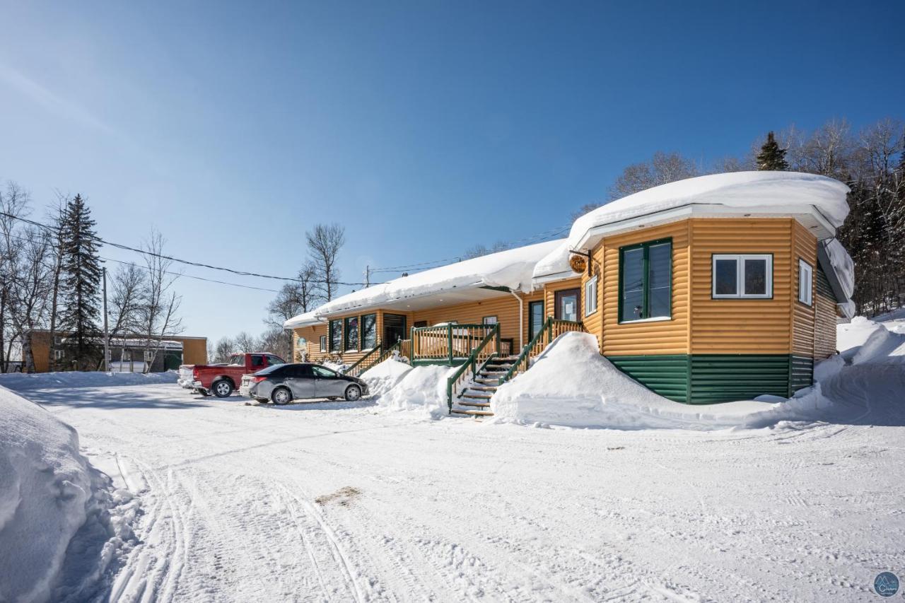 Auberge Éva Lac-Bouchette Extérieur photo
